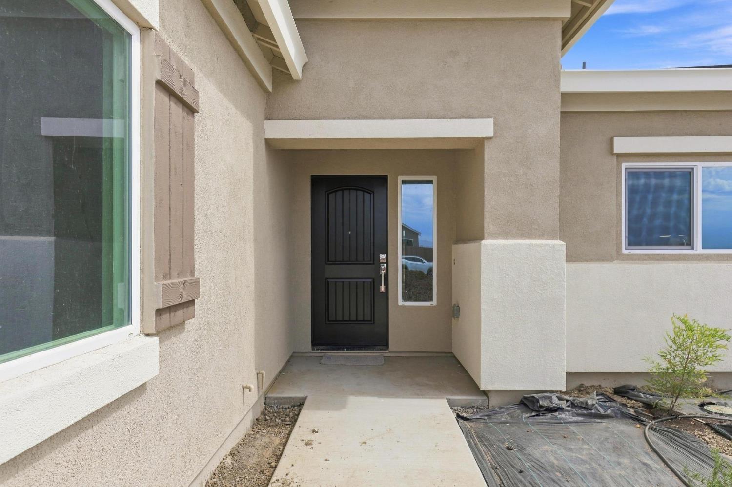 406 Kittyhawk Drive