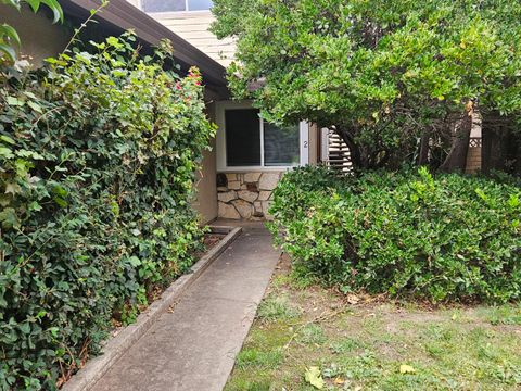 9005 Montoya Street 2 Sacramento CA 95826