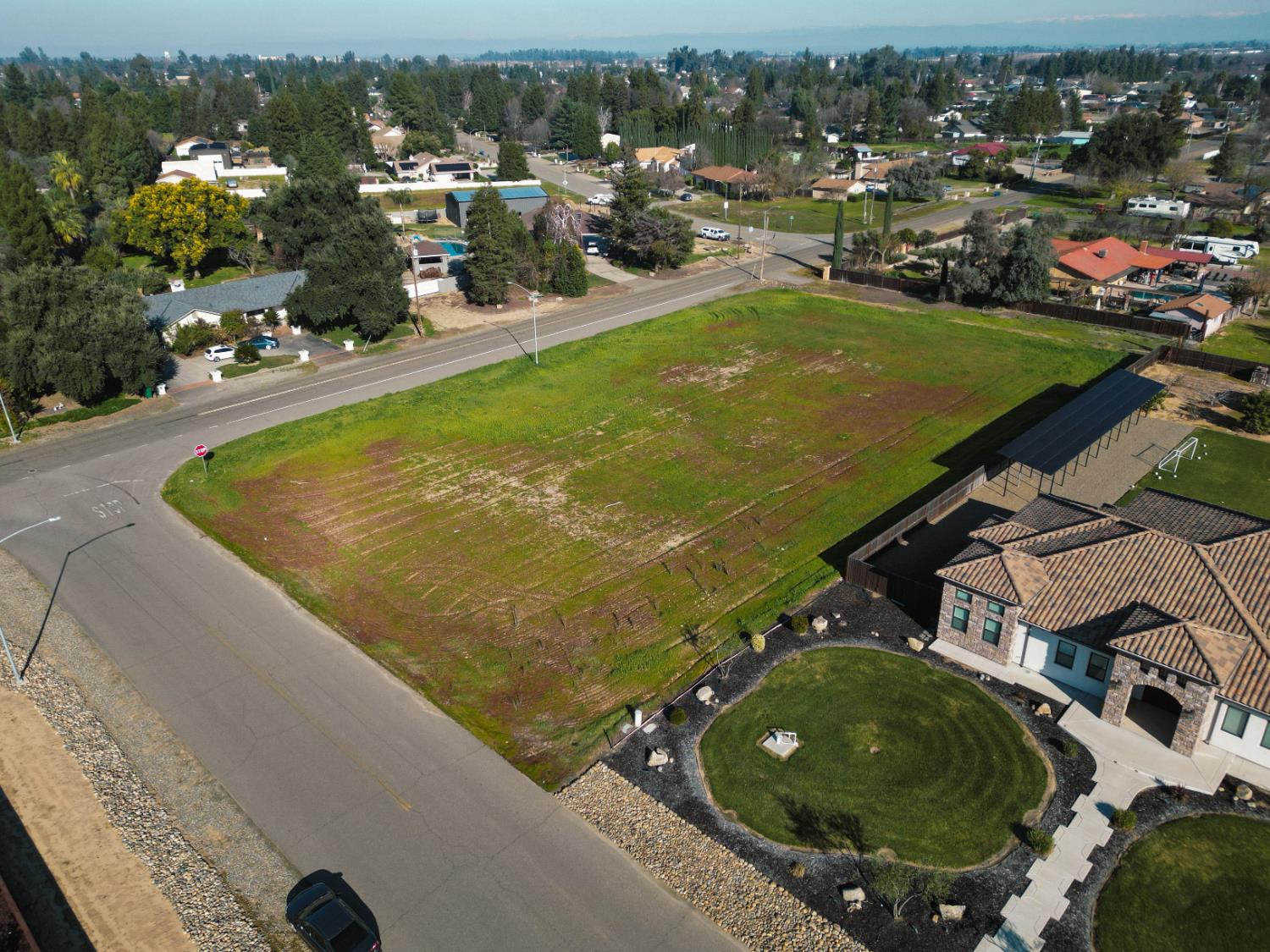 2484 Sierra Springs Court