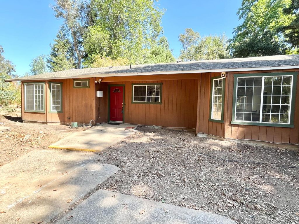 Photo of 11909 Giusti Road, Herald, CA 95638 (MLS # 226005974)