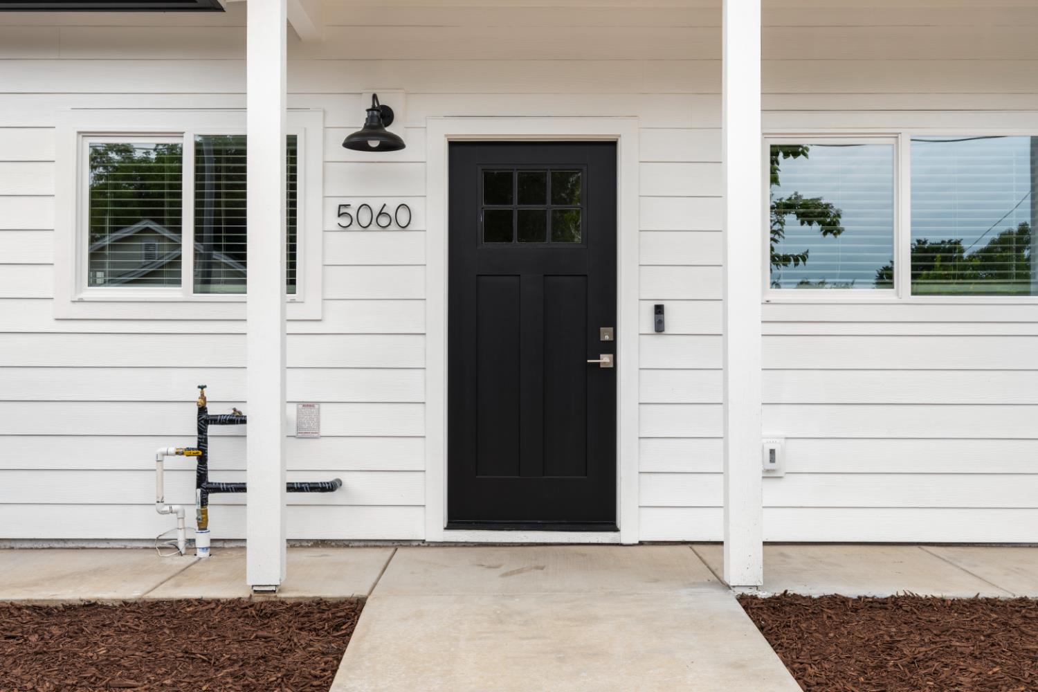 5060 Mascot Avenue