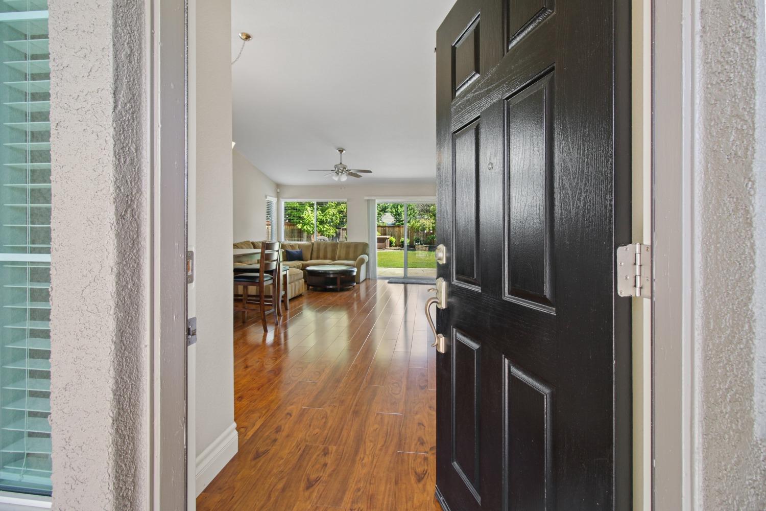 9527 Lake Park Lane