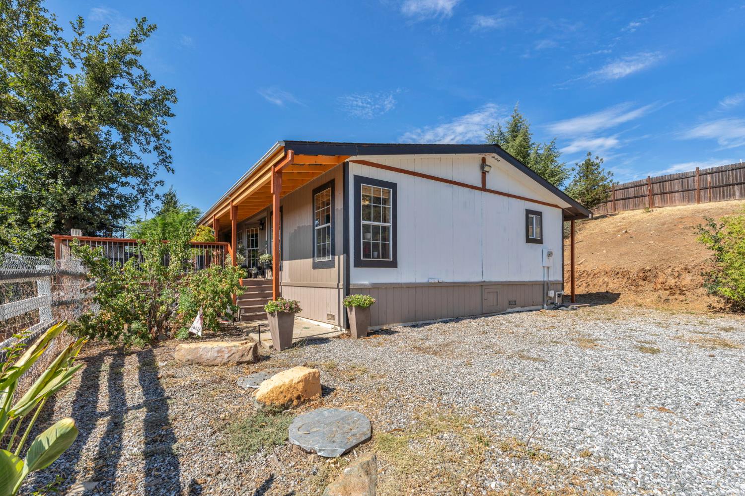 7289 Lawson Road