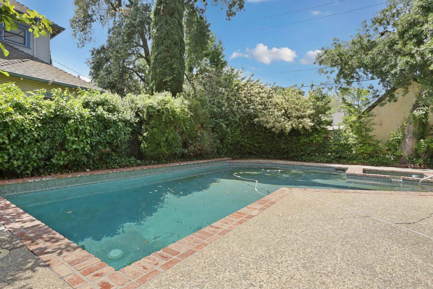2631 Crafton Way