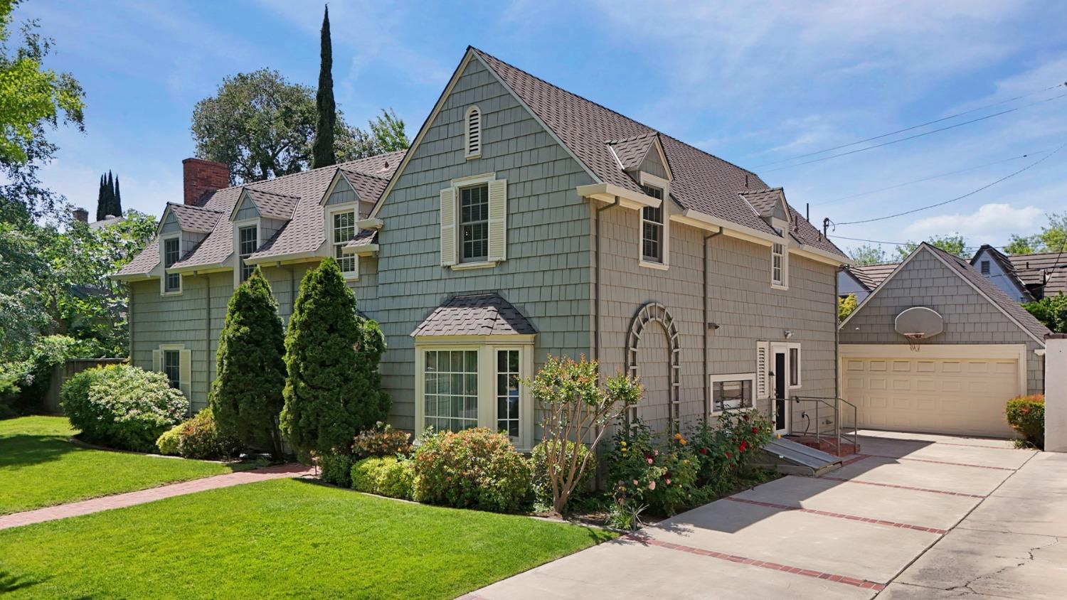 2631 Crafton Way