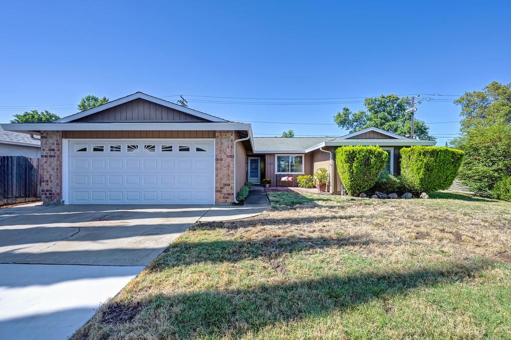 6553 Willowleaf Drive