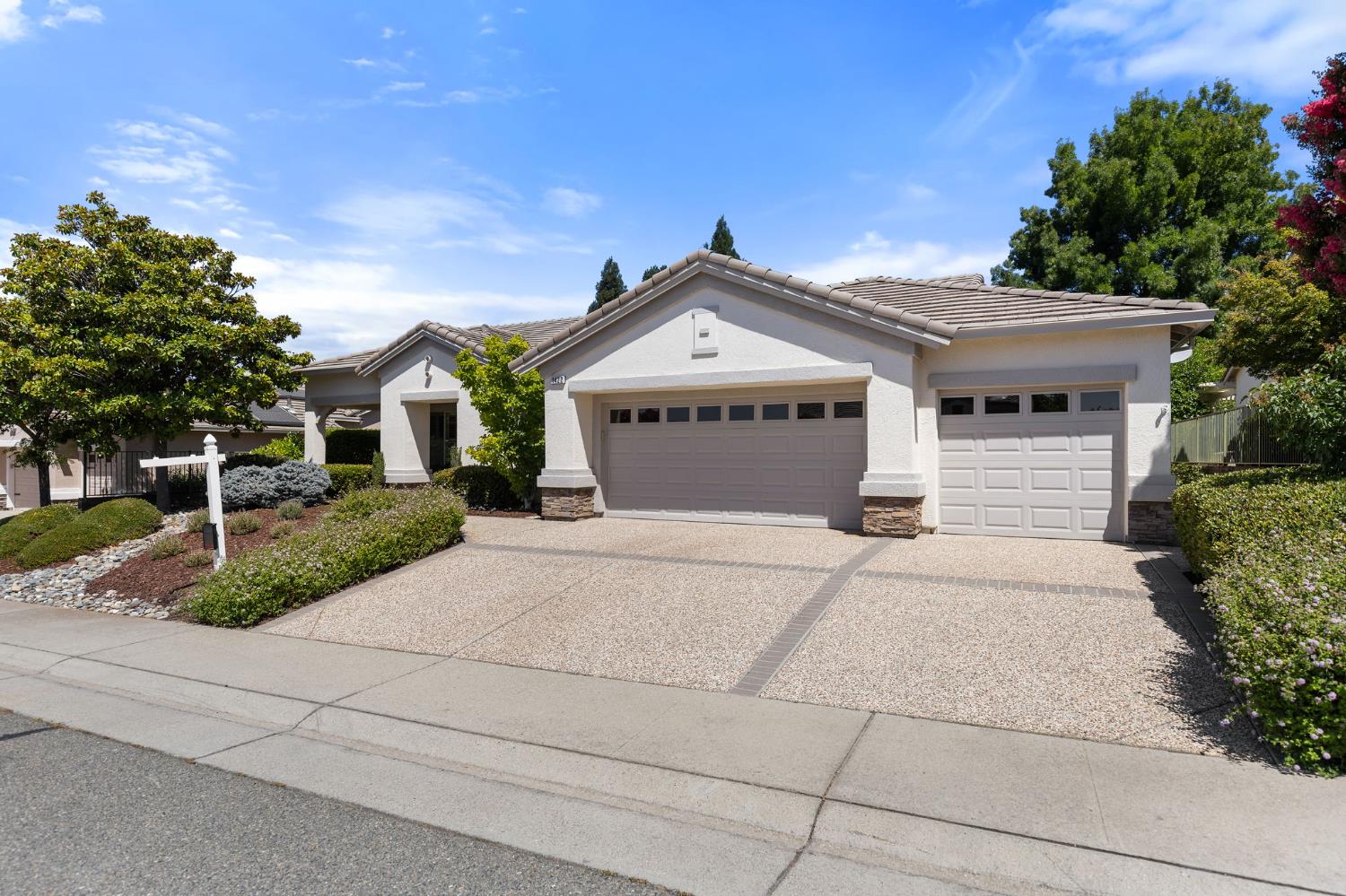 1422 Stone Hearth Lane
