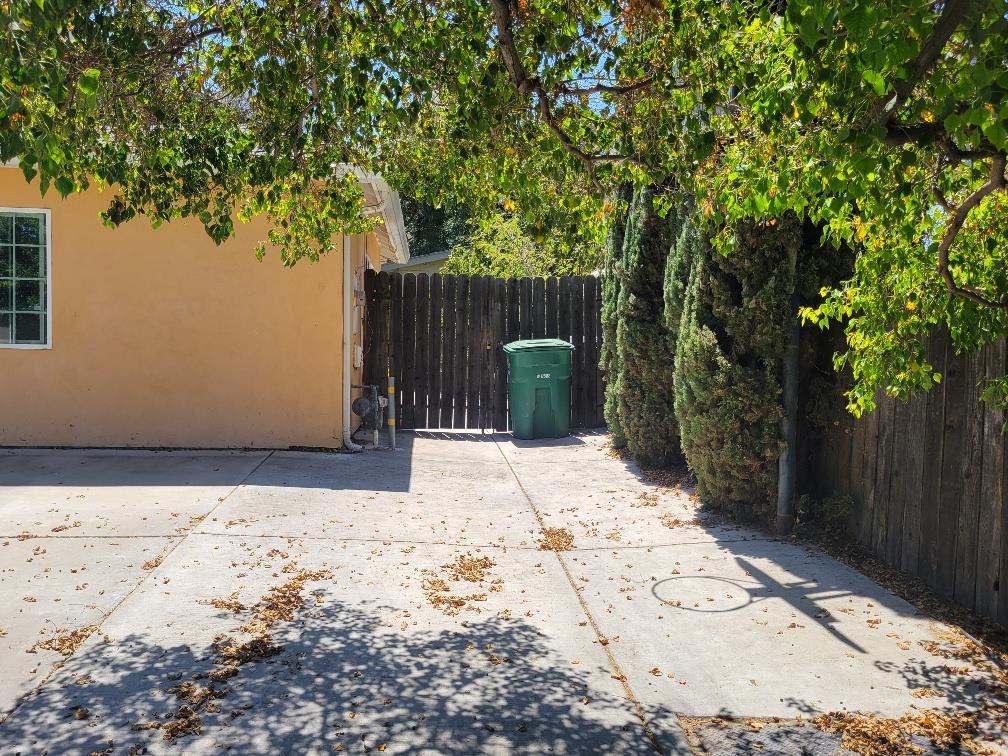 2101 Canal Farm Lane