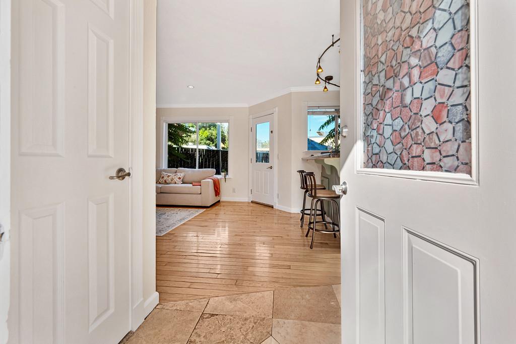239 Mill Street 8