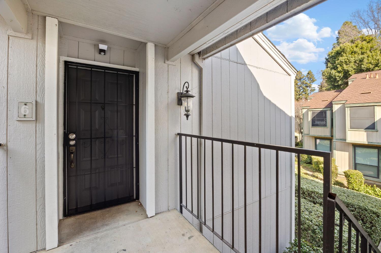 250 Del Verde Circle 6