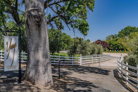 10120 Shenandoah Rd, Plymouth, CA 95669 - MLS#: 225052117