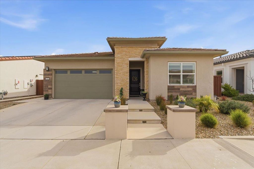 Photo of 3520 Deer Park Drive, Folsom, CA 95630 (MLS # 226019550)