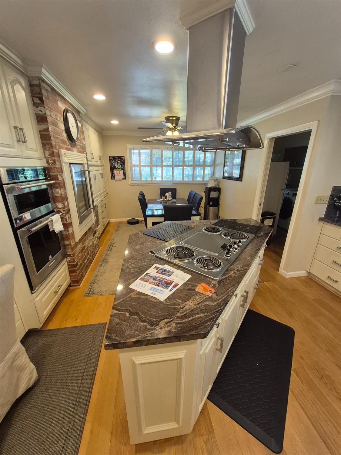 2140 Pennington Court