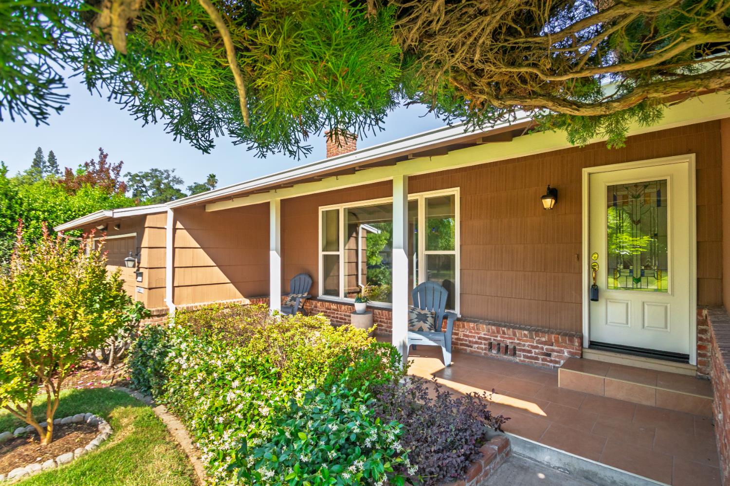 1229 Fitch Way