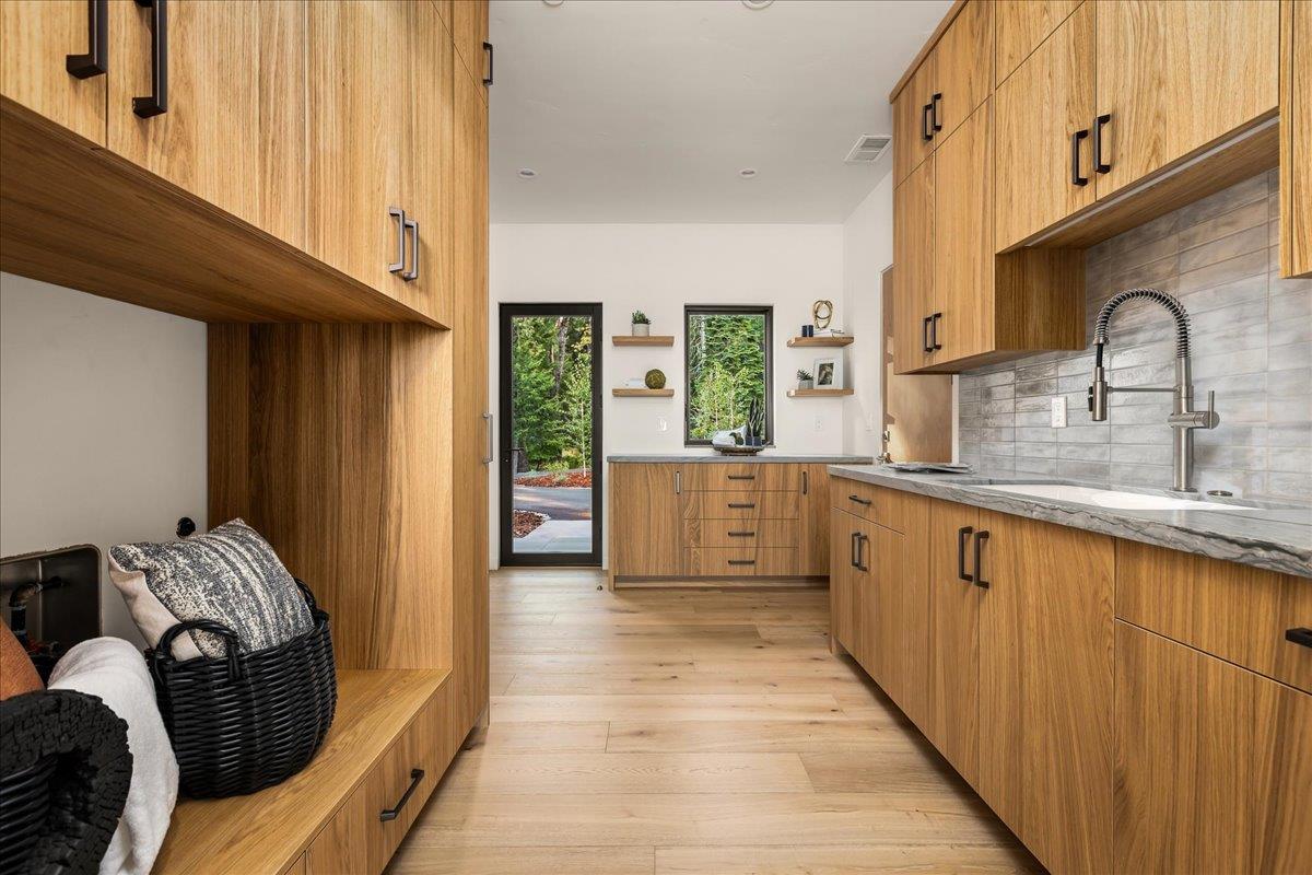 14585 Banner Lava Cap Rd, Nevada City, CA, 95959, USA, 4 Bedrooms Bedrooms, ,5 BathroomsBathrooms,Residential,Active,14585 Banner Lava Cap Rd,226097483