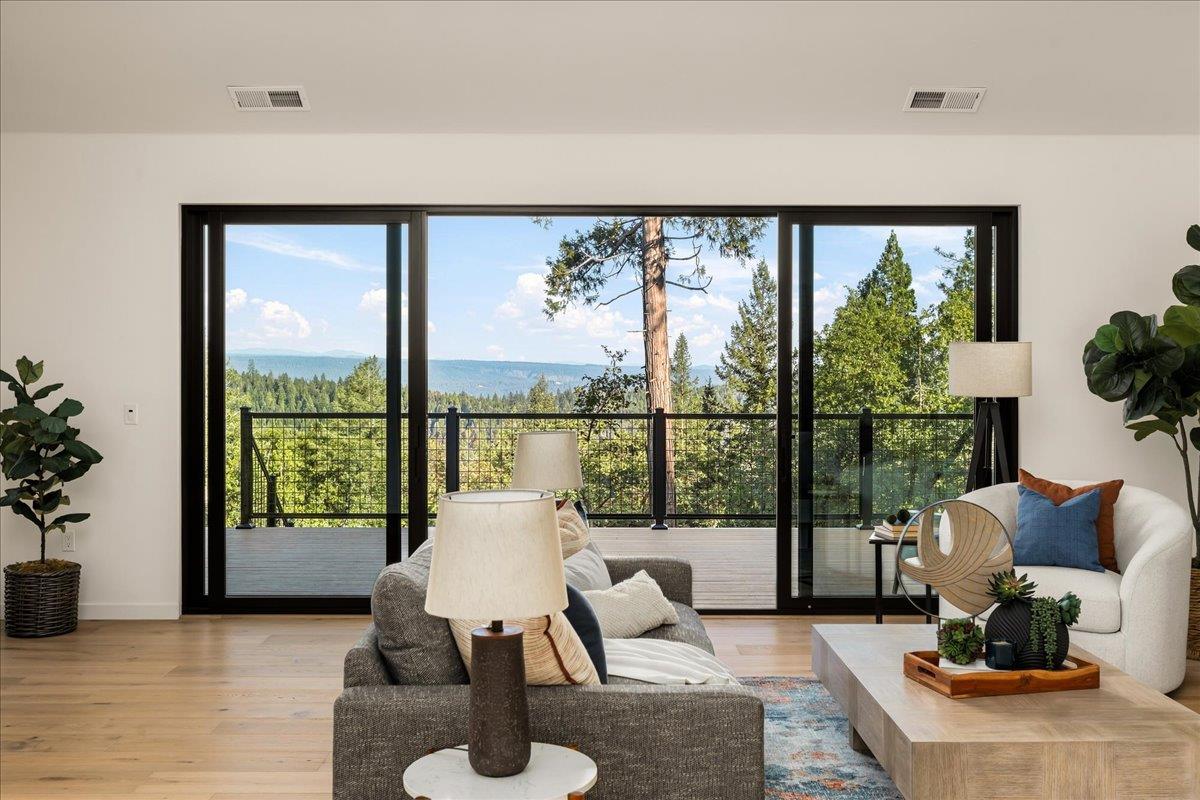 14585 Banner Lava Cap Rd, Nevada City, CA, 95959, USA, 4 Bedrooms Bedrooms, ,5 BathroomsBathrooms,Residential,Active,14585 Banner Lava Cap Rd,226097483