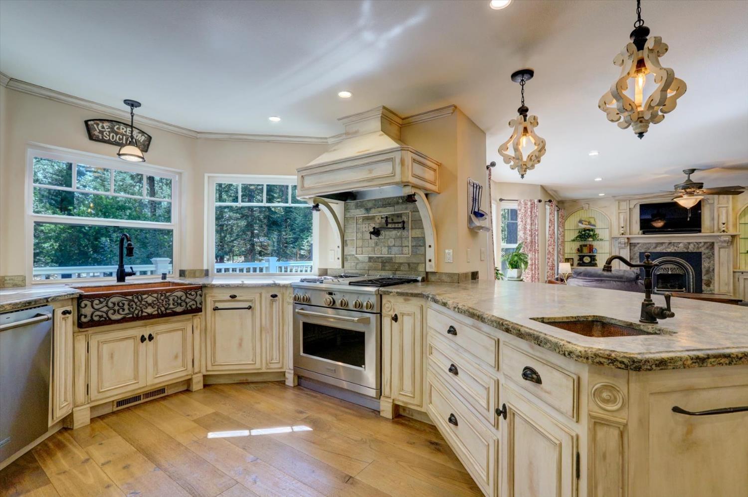 19793 Scotts Flat Road