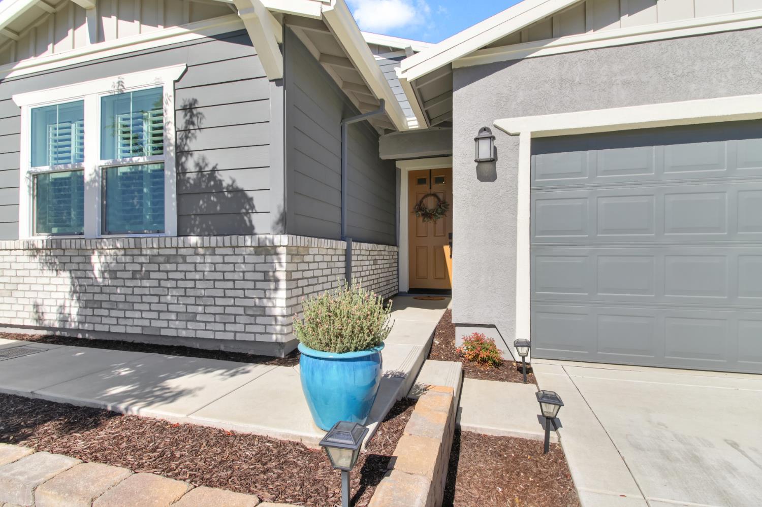 4686 Scenic Vista Drive