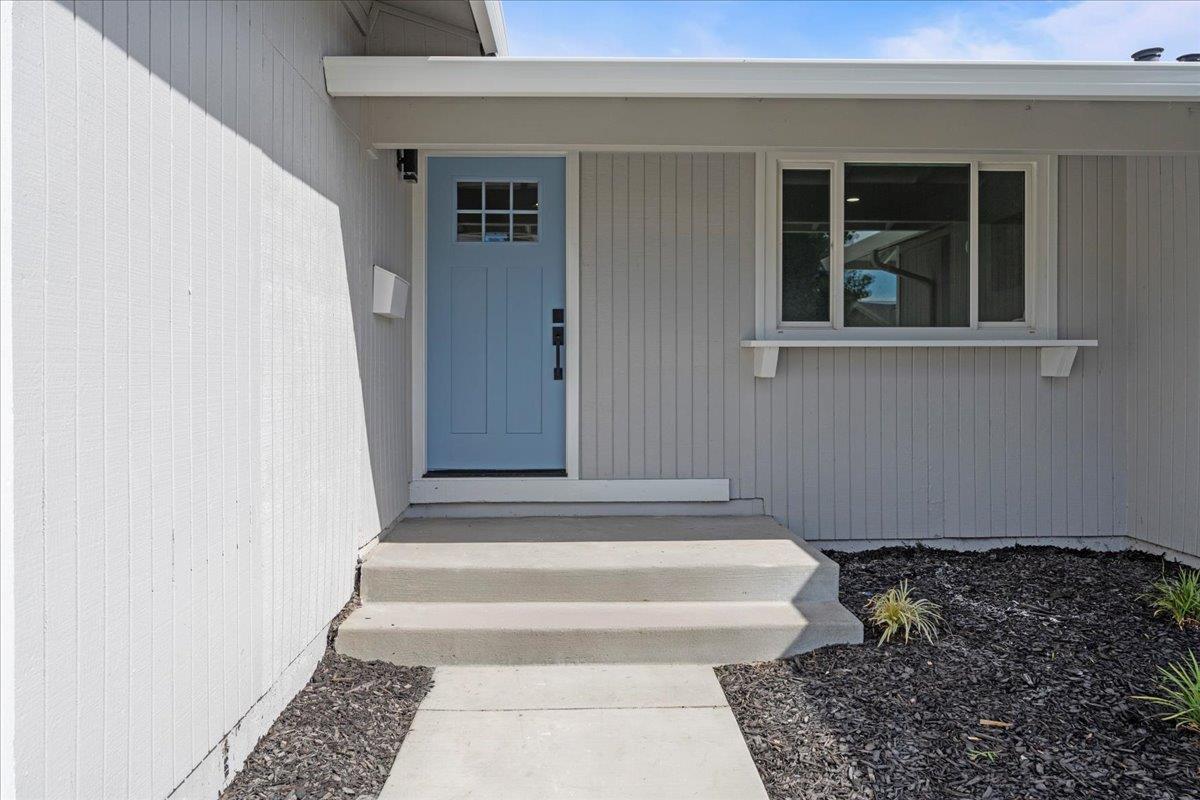6829 Adobe Court