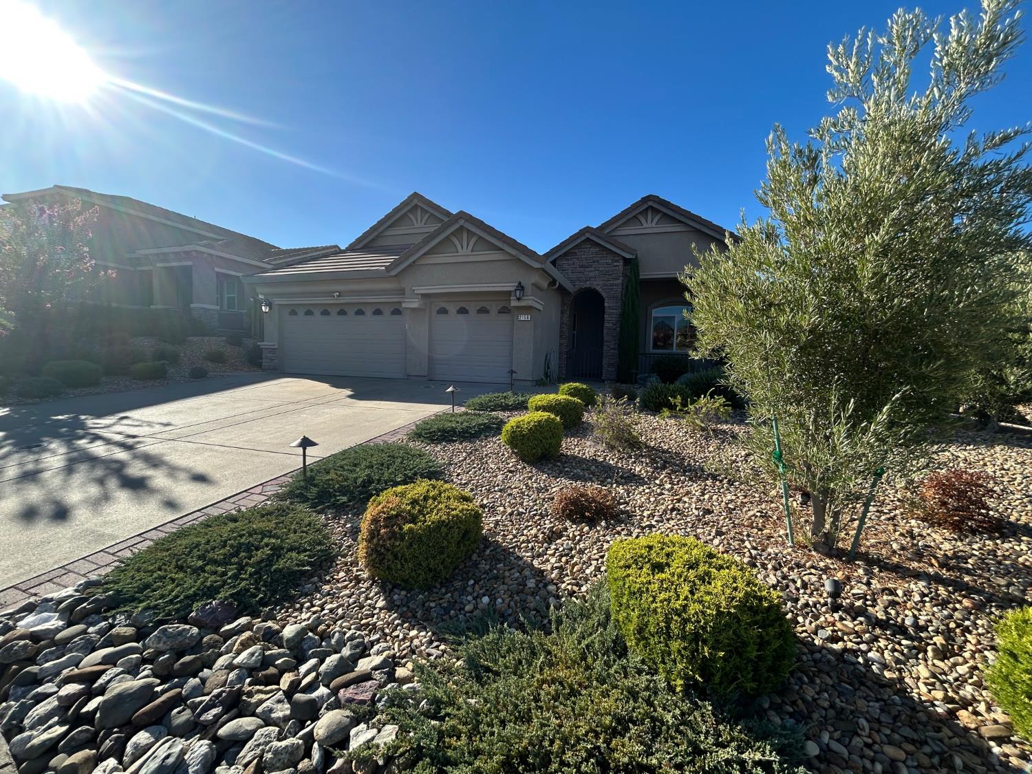 2156 Falcon Drive