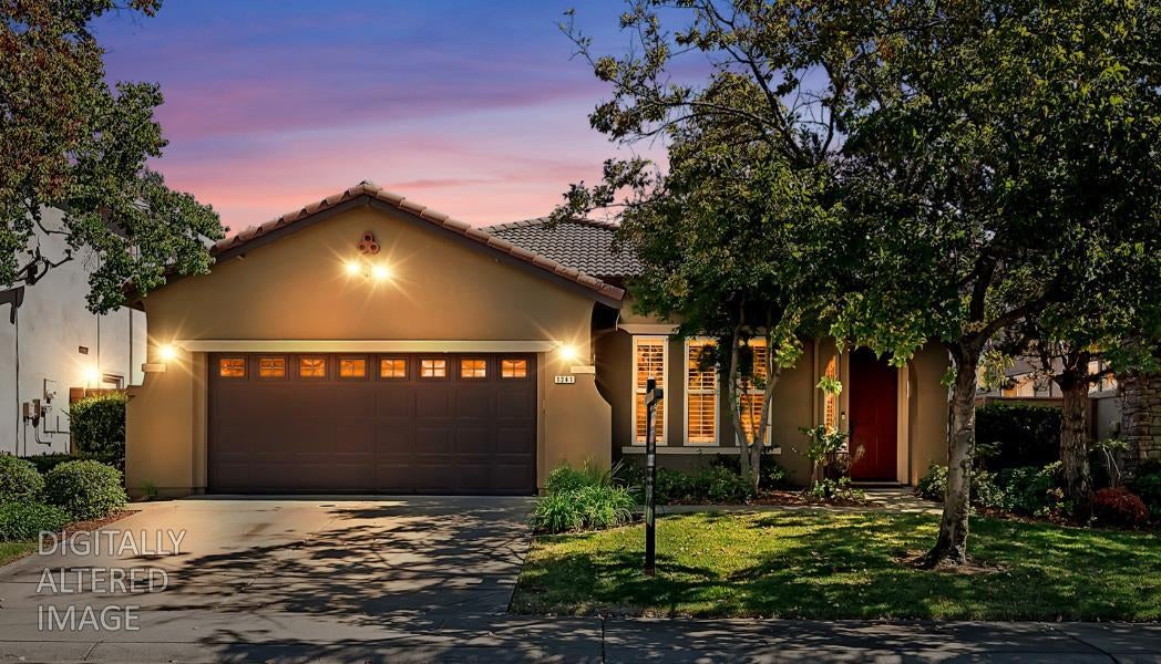 1241 Meredith Way