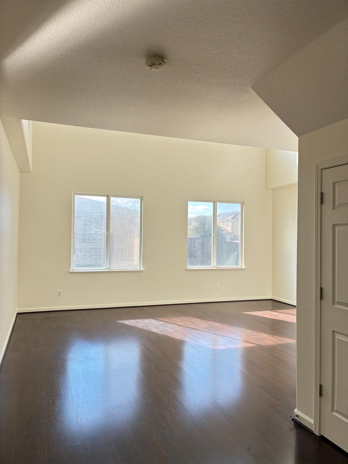 1634 Islesworth Way