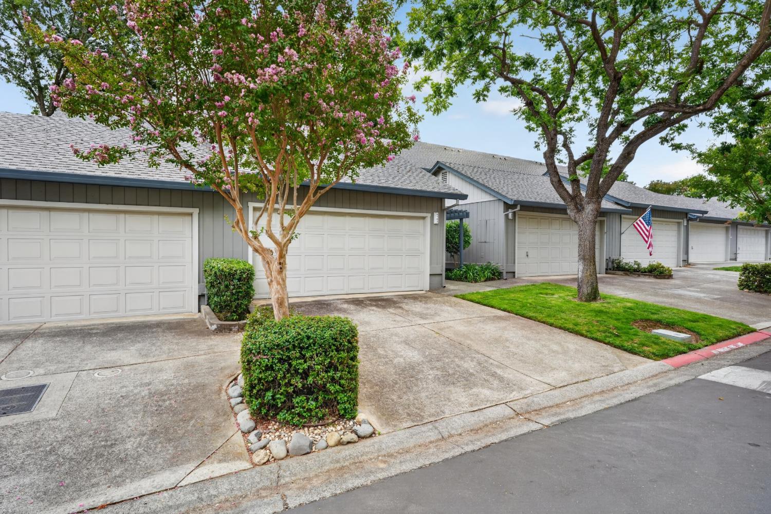 8103 Briar Ridge Lane
