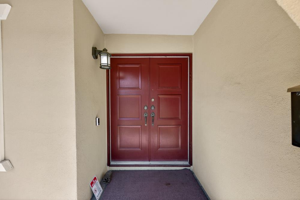 2612 Stonehaven Drive