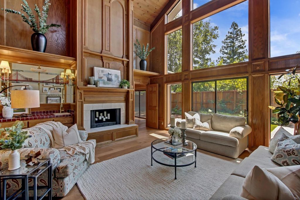 Photo of 7916 Laurelridge Court, Fair Oaks, CA 95628 (MLS # 226022480)