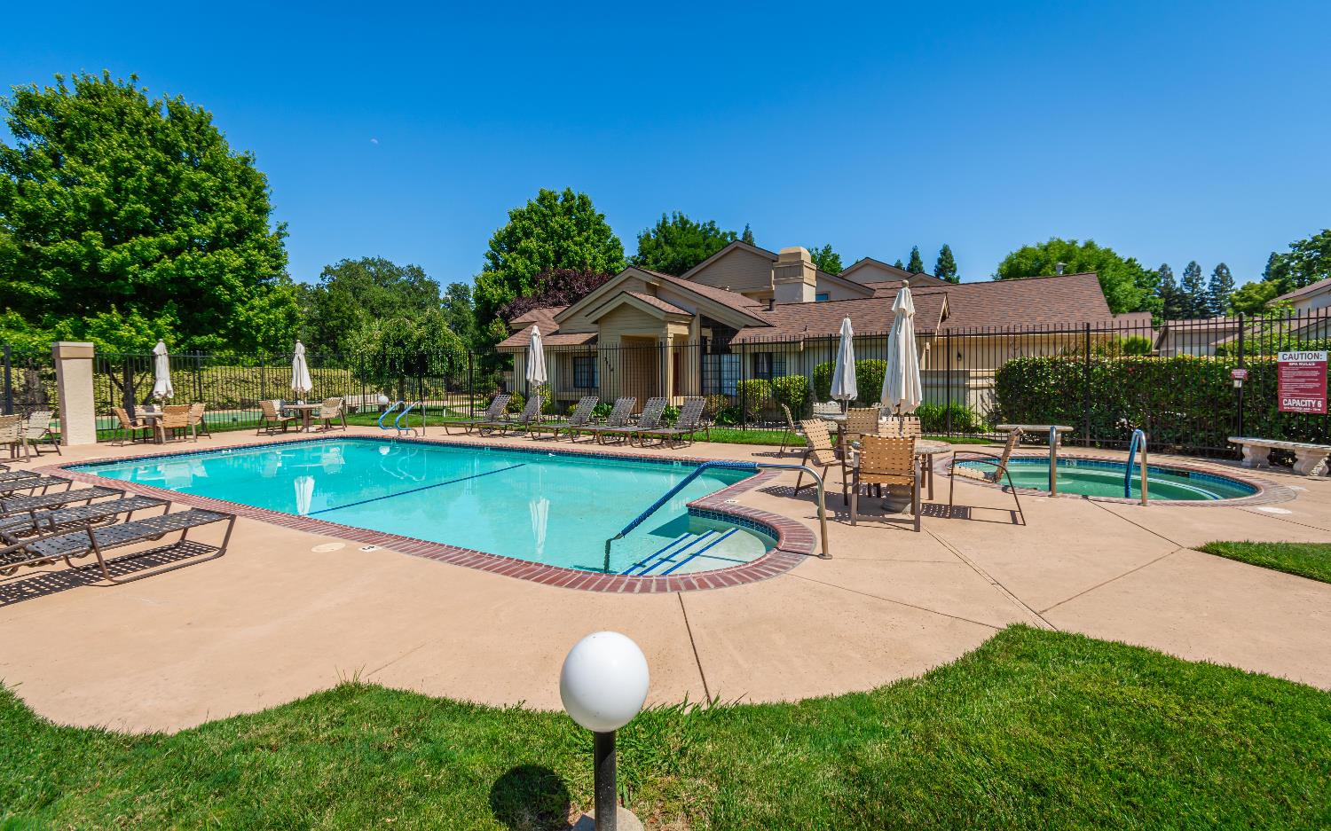 8443 Creekridge Circle