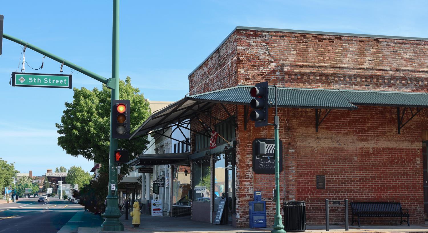 505 Lincoln Blvd.