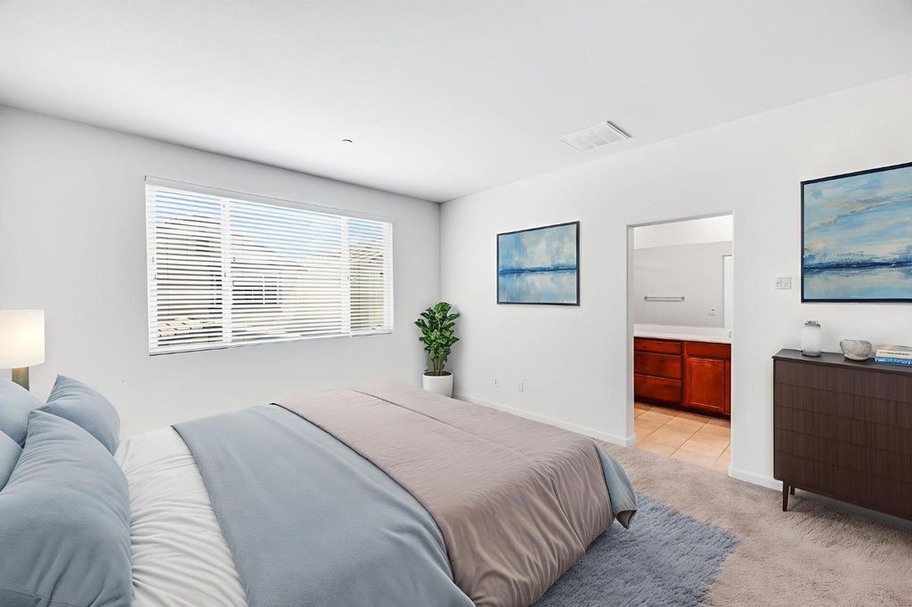 Photo of 2516 John Glenn Way, Sacramento, CA 95834 (MLS # 226032306)