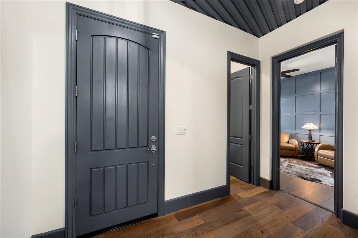 8143 Woodland Grove Pl.