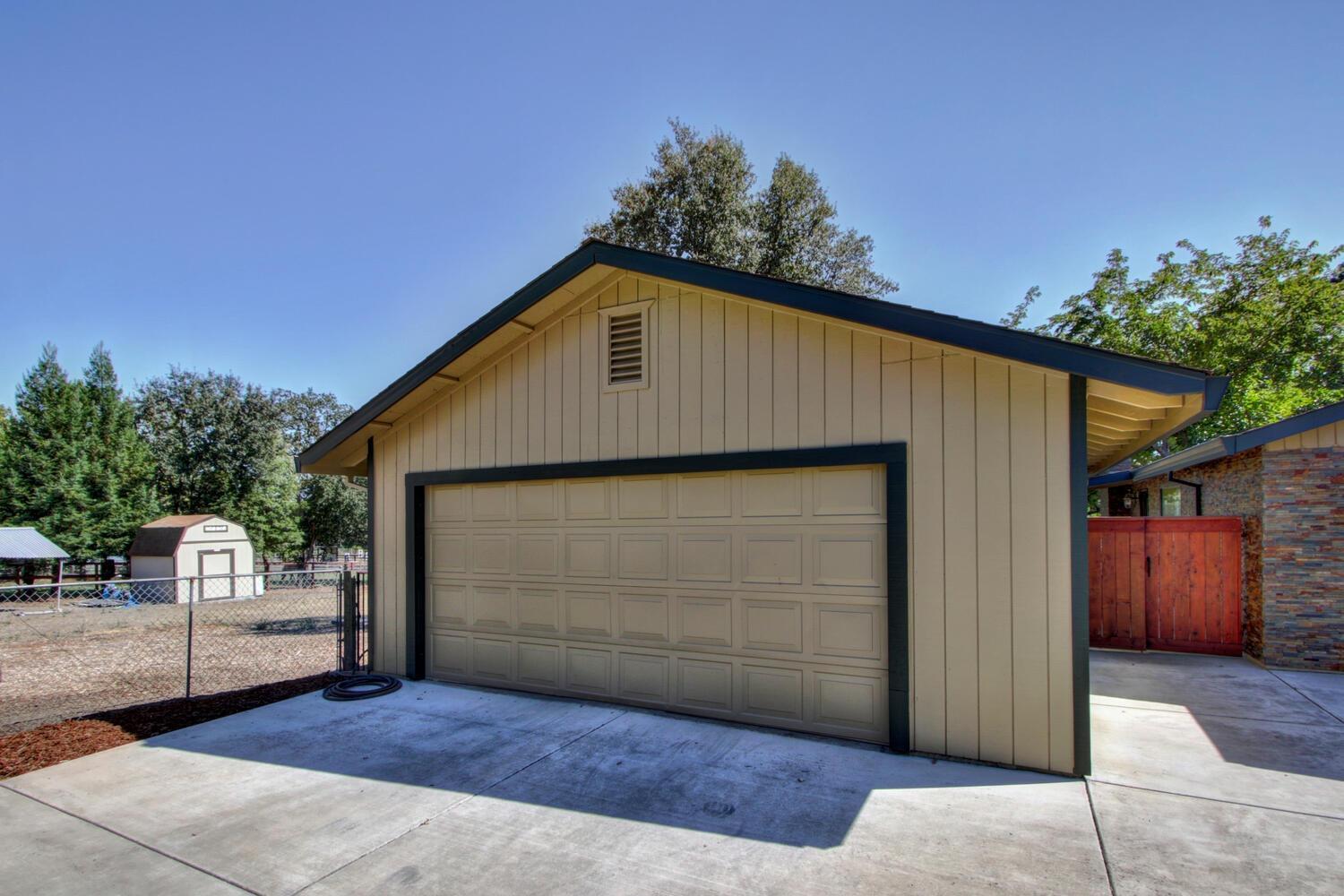 3840 Valle Vista Road