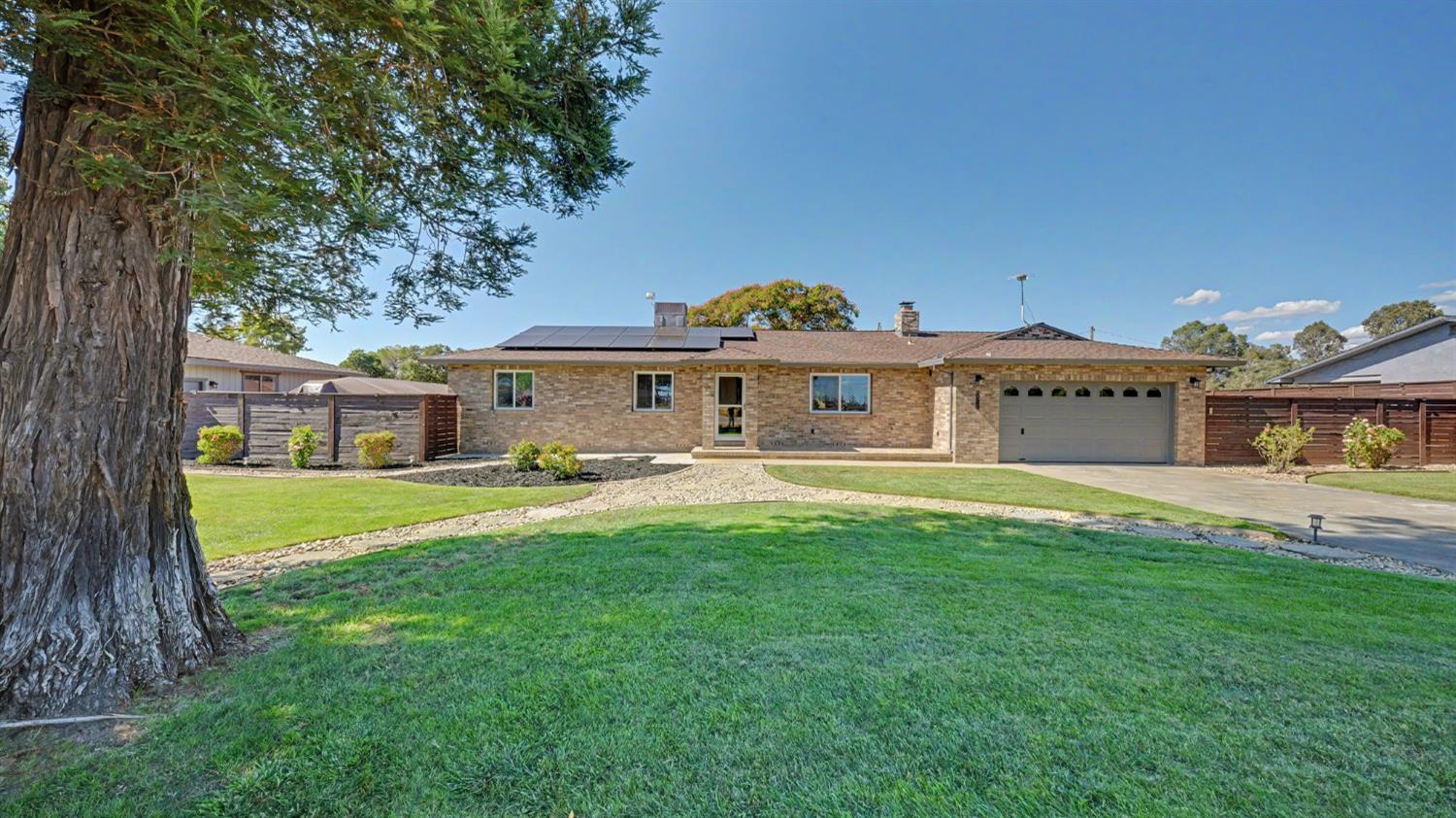 10660 Browning Street - Photo 2