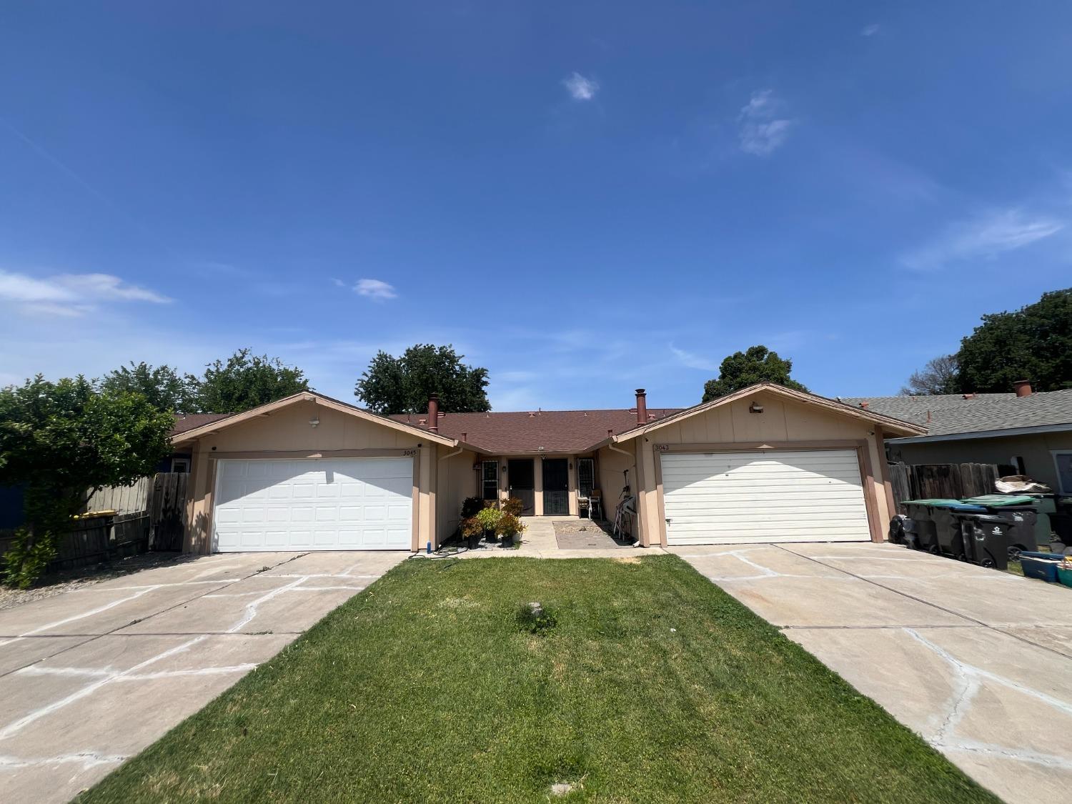 Stockton, California 95209, United States, ,Residential,Pending,121355