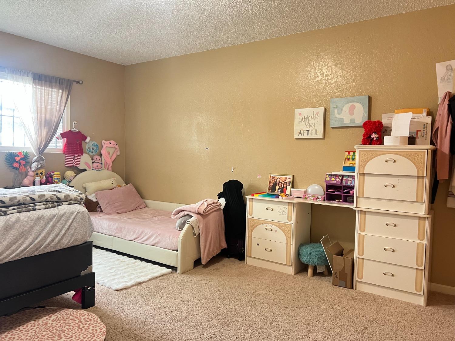 Stockton, California 95209, United States, ,Residential,Pending,121355