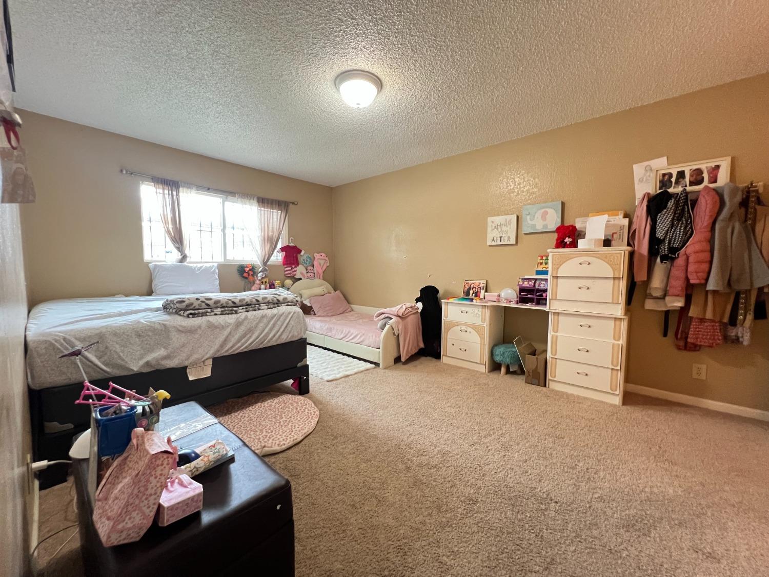 Stockton, California 95209, United States, ,Residential,Pending,121355