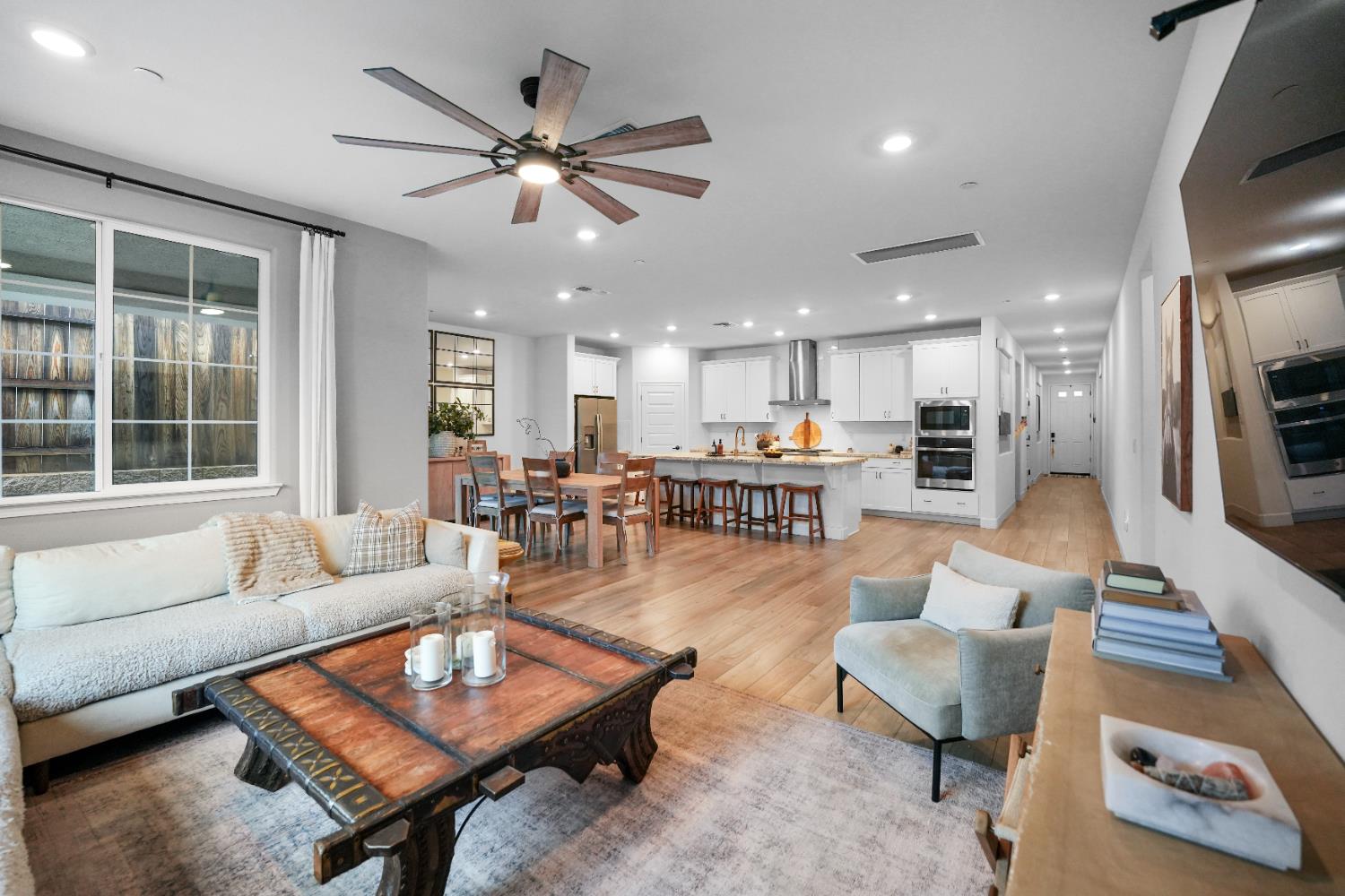 4658 Scenic Vista Drive