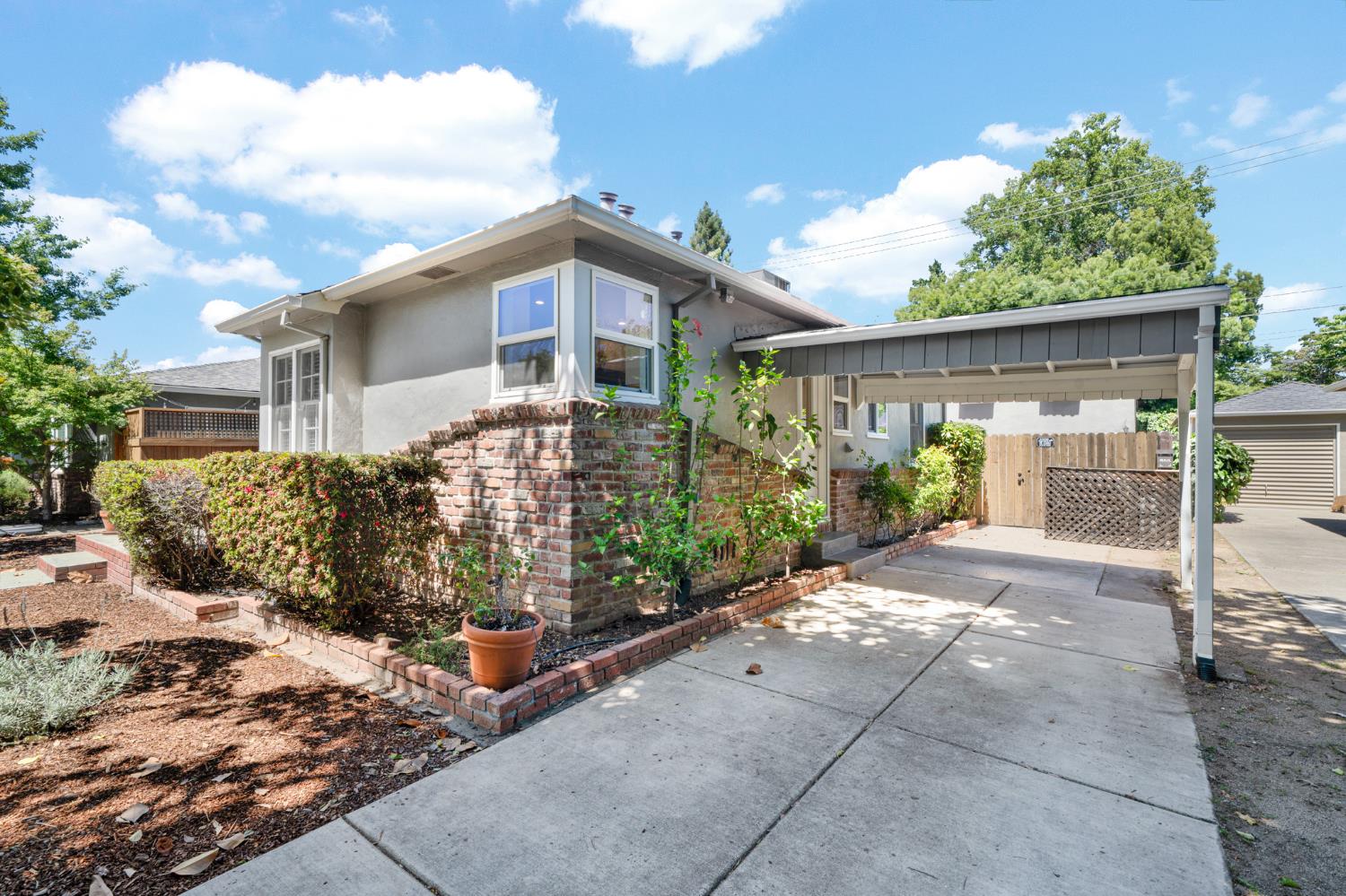231 40th Street