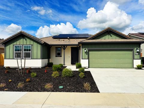 1532 Tucker Swallow Drive, Lincoln, CA 95648 - MLS#: 224085915