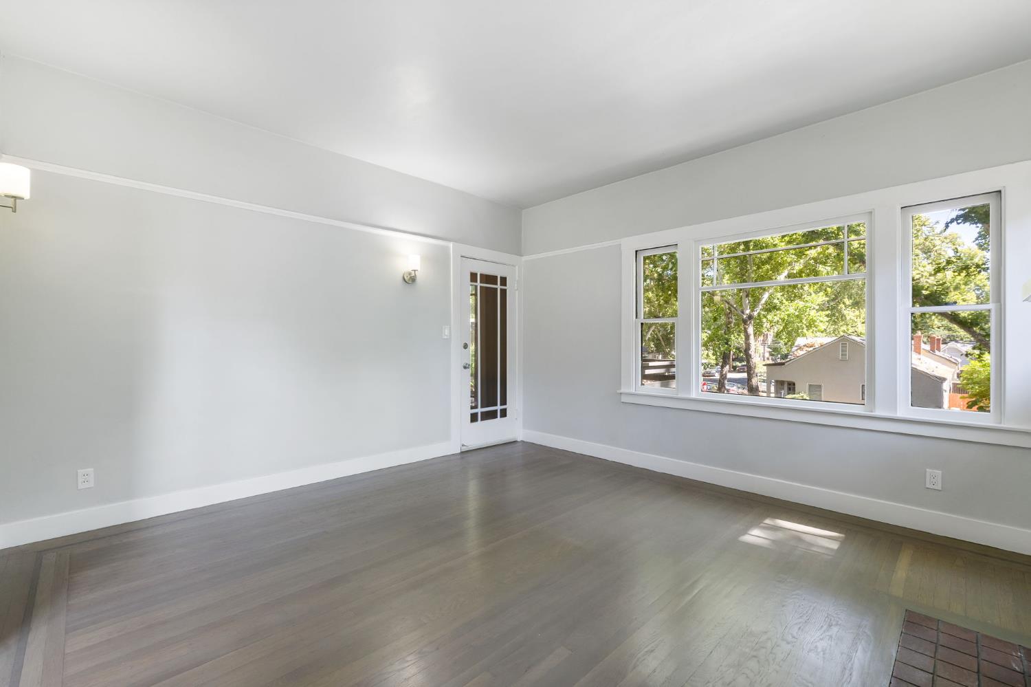 2400 F Street Street