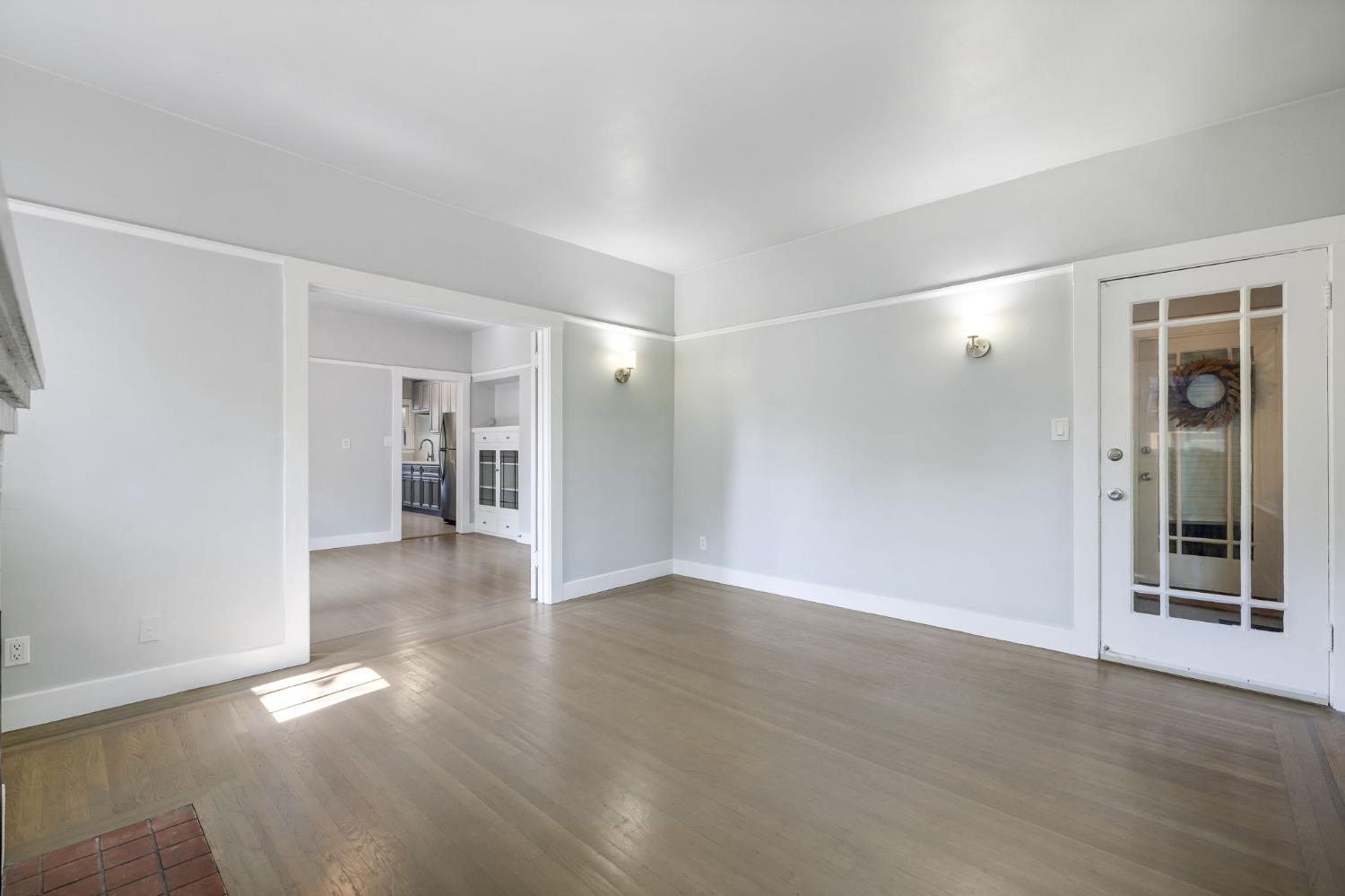 2400 F Street Street