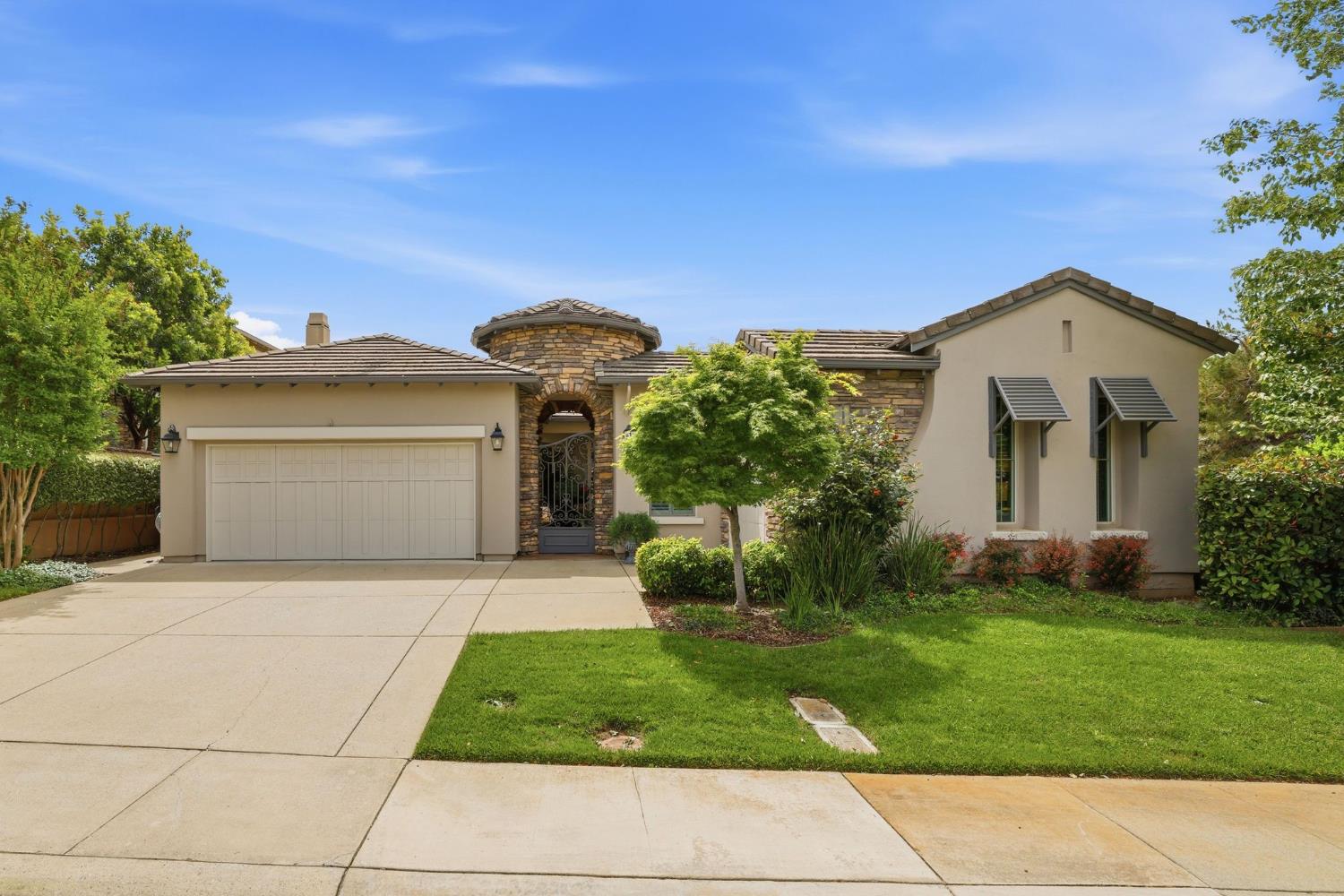 6131 Southerness Drive