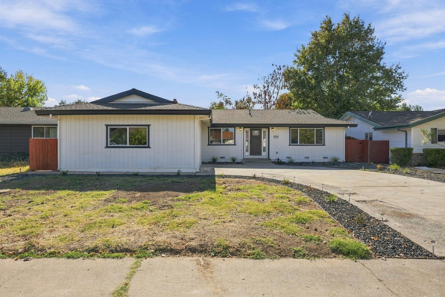 2422 Aramon Drive