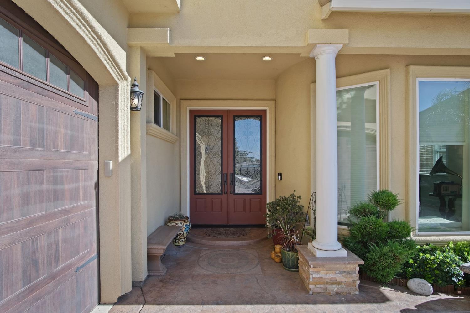 3205 Hillglen Avenue