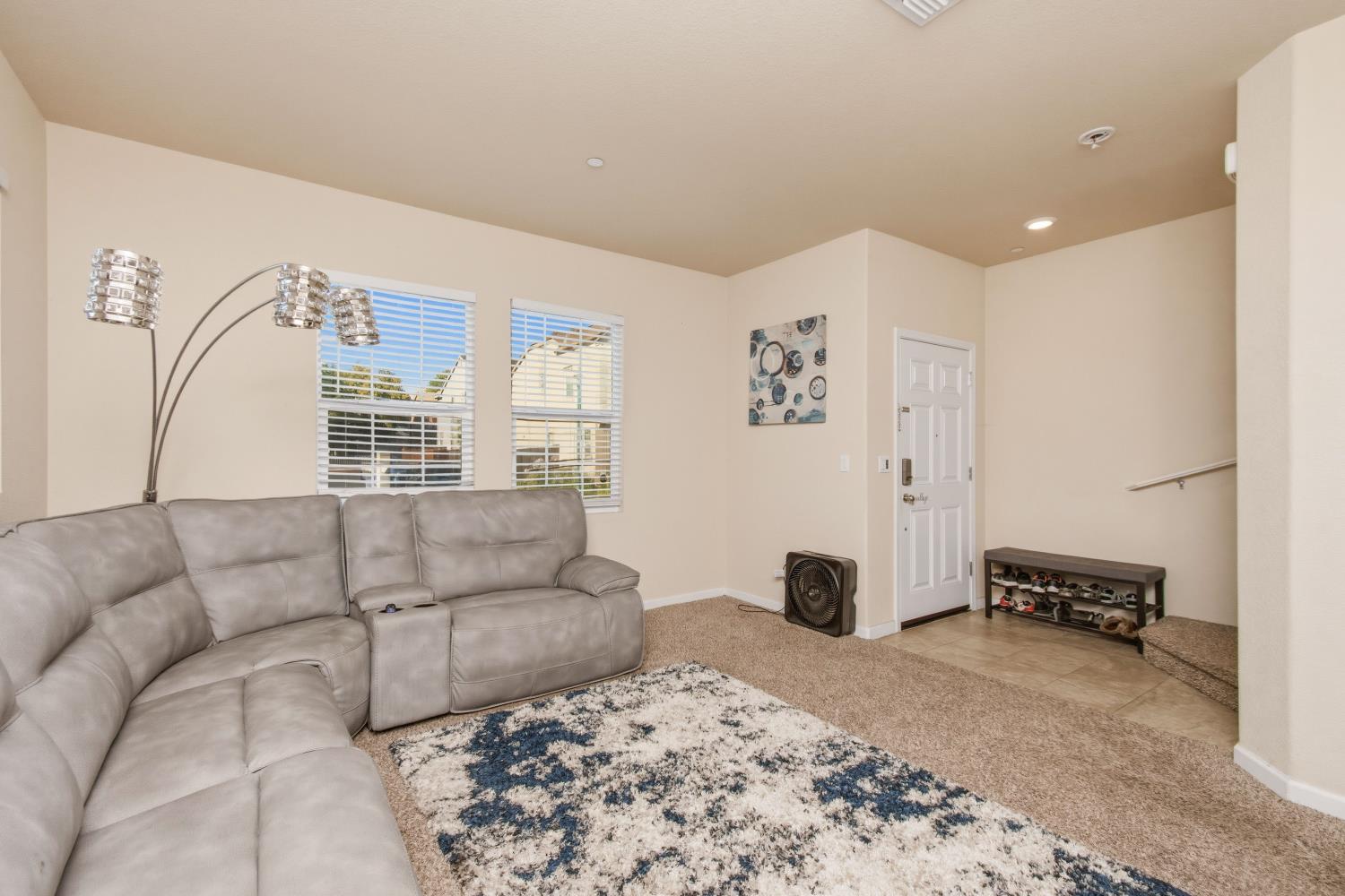 320 Bathbridge Lane