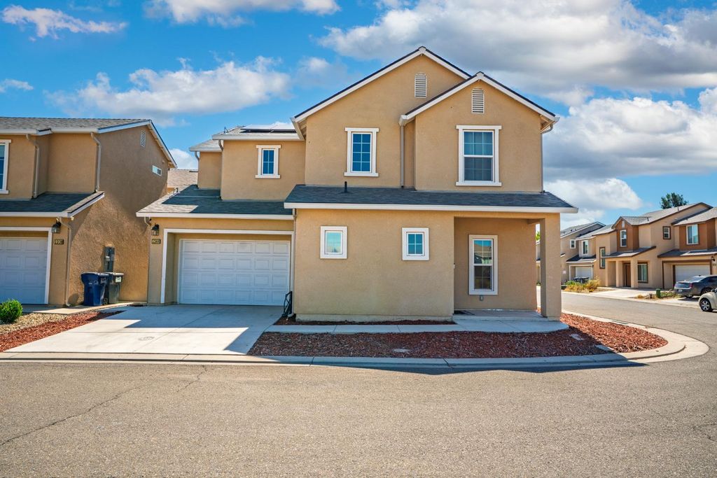 Photo of 1344 Hermosa Drive, Merced, CA 95348 (MLS # 225125640)