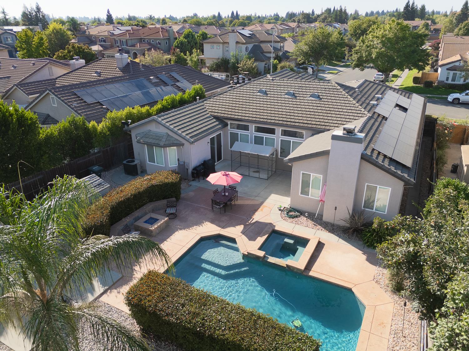 1661 Rio Vista Way