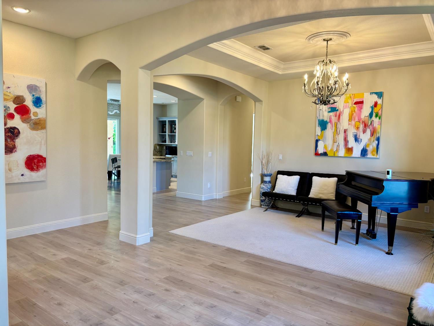 1433 Oak Hill Way